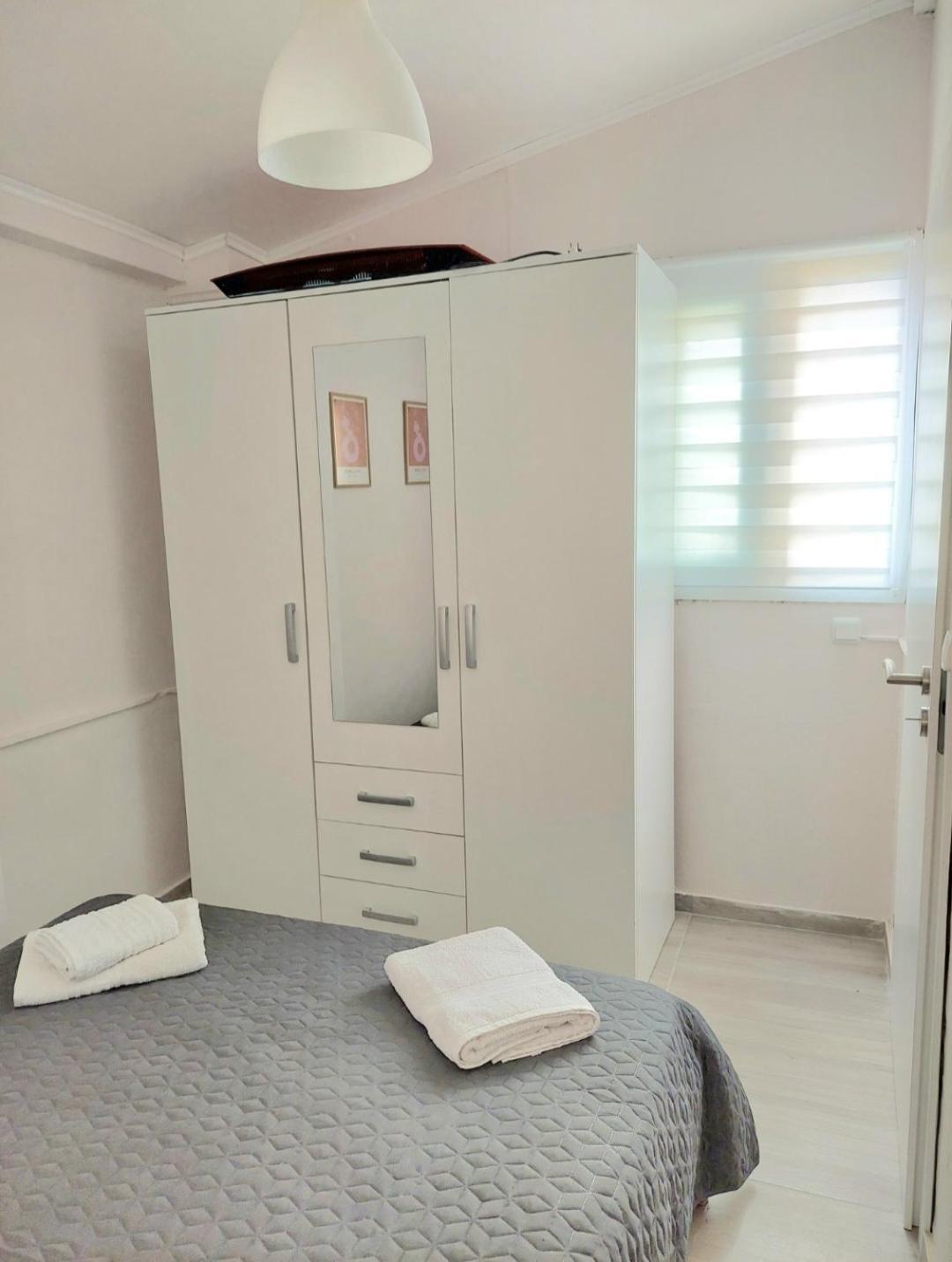 Thanos Guesthouse Corfu Agioi Deka  Extérieur photo