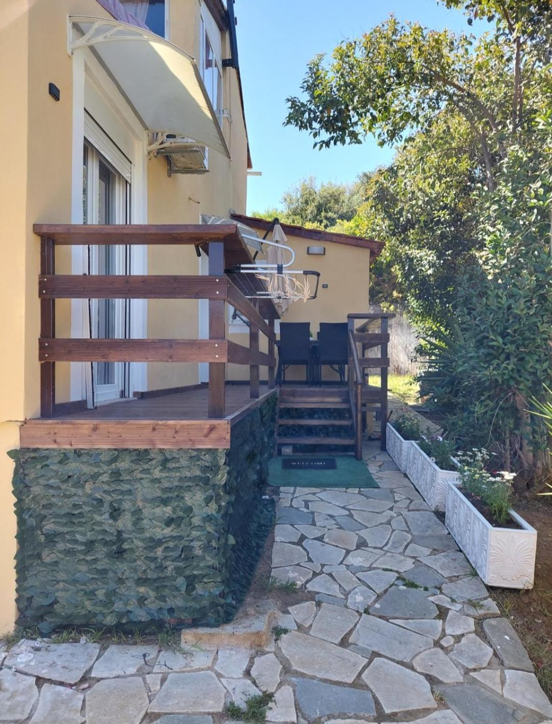Thanos Guesthouse Corfu Agioi Deka  Extérieur photo